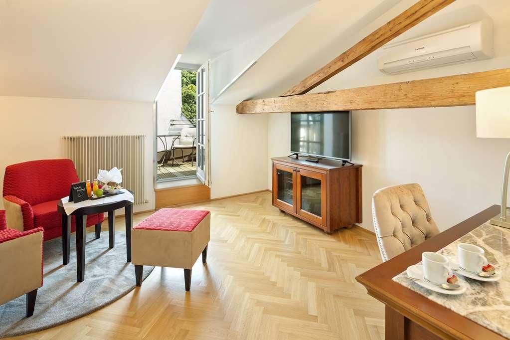 Radisson Blu Hotel Altstadt, Solnohrad Pokoj fotografie