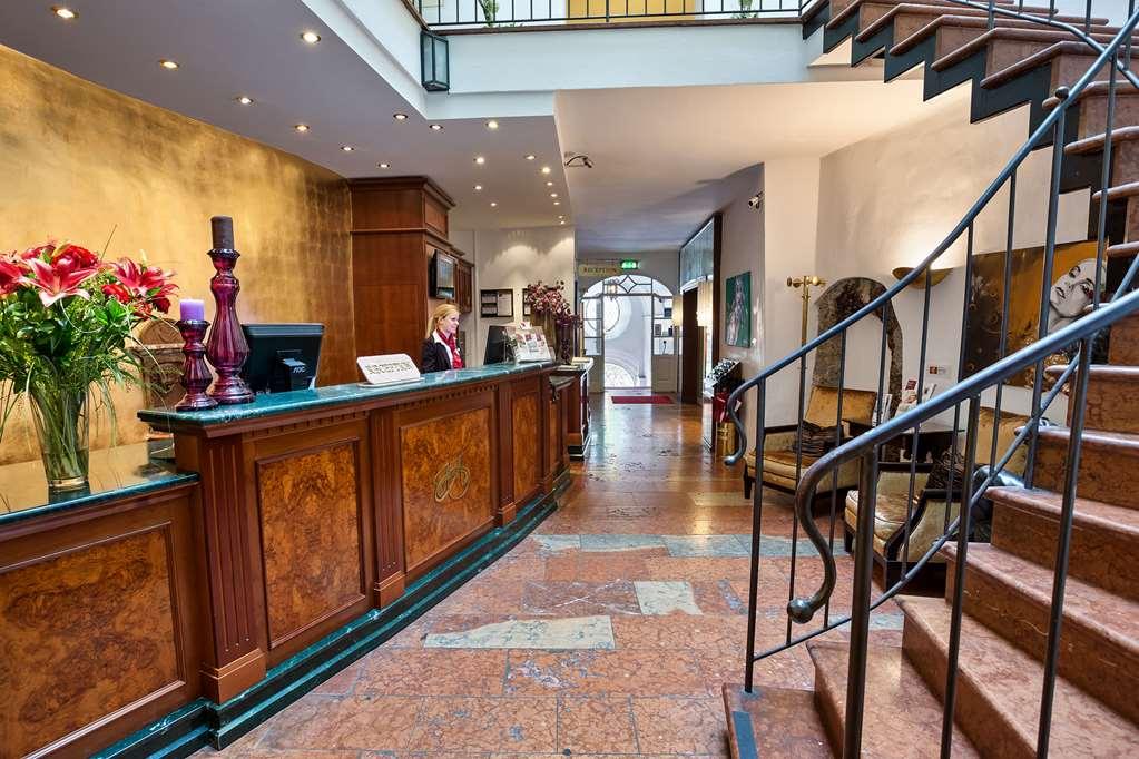 Radisson Blu Hotel Altstadt, Solnohrad Interiér fotografie